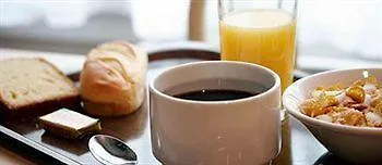 فندق بريمير كلاس أرليز آرْلْ